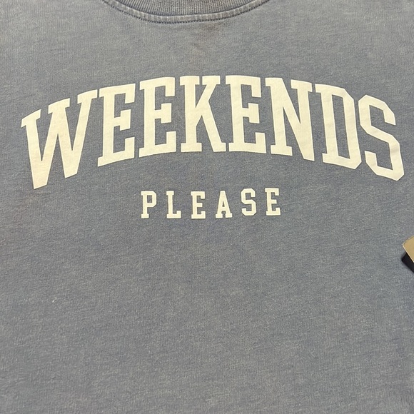 COPY - Cropped Sweatshirt - Picture 3 of 3